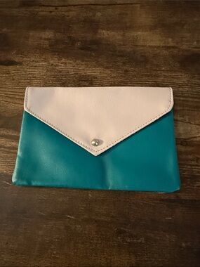 ipsy Teal and White Envelope Mini Clutch